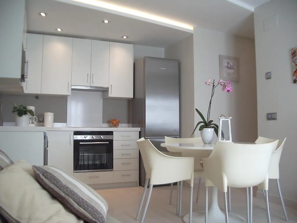 Apartamentos Can Quim L' Escala 0*,